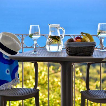 Liogerma Studios Τραπεζάκι Εξωτερικό φωτογραφία